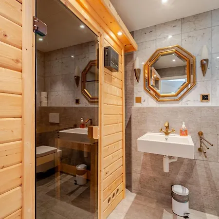 12 Cerfs Chalet Evolène